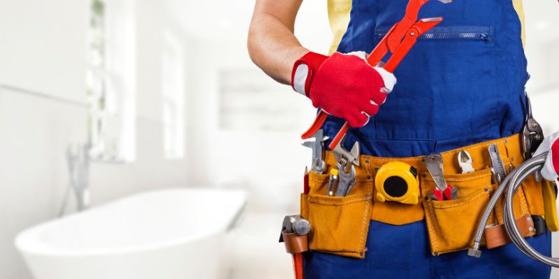 Como Evitar Golpes na Contratação de Encanador em Barueri